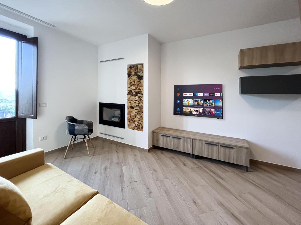 Santangelo21 Apartment Пиетрапертоза Екстериор снимка
